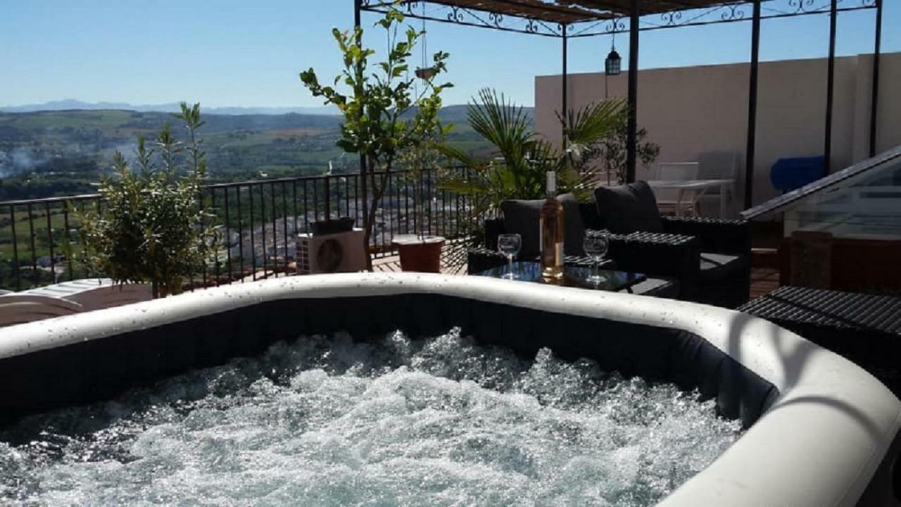 Casa Ricardo " Le Gite " Arcos de la Frontera Luaran gambar